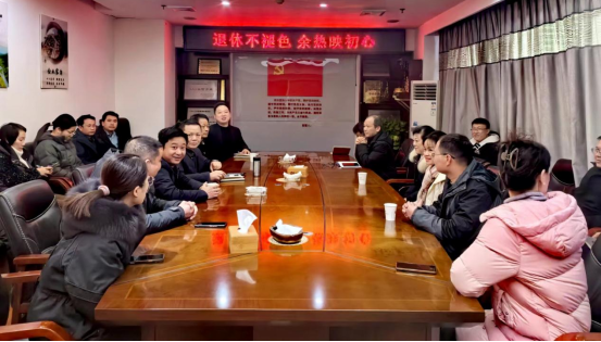 退休不褪色，余熱映初心