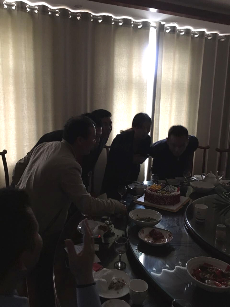 9、10月份員工生日風采